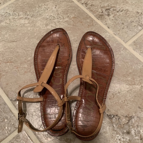 Sandals - Picture 4 of 4